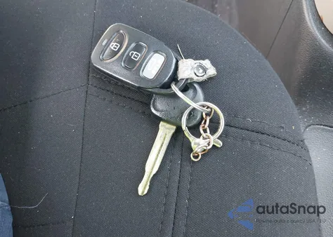 2017 Hyundai Elantra Se z USA, uszkodzony, nr VIN KMHD84LF1HU144335